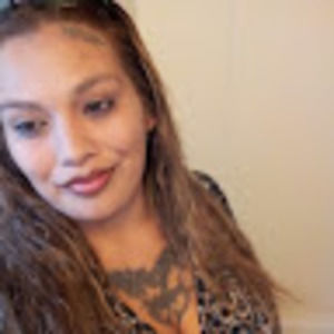 Meet your Posher, Elaine